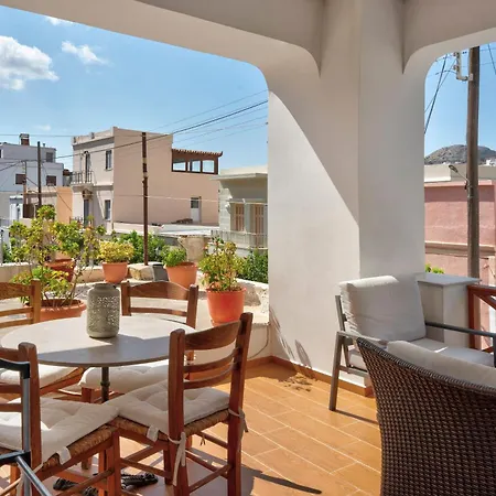 Voula Apartment *