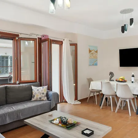 Voula Apartment *