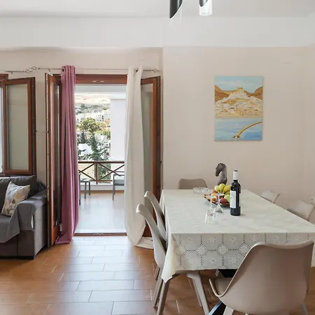 Voula إرموبولّي