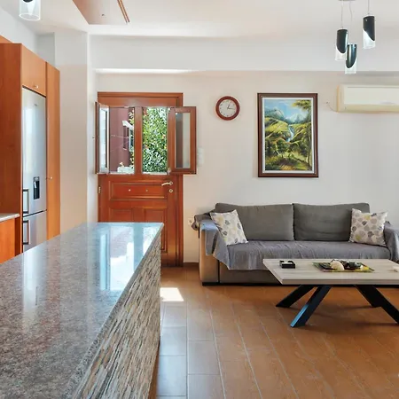 Voula Apartment
