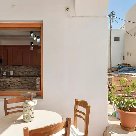 Voula Apartment *